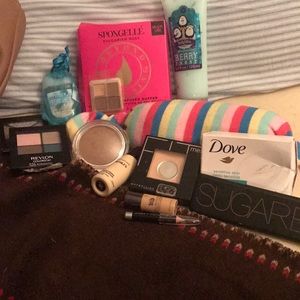 Make up and beauty bundle (plus bag)